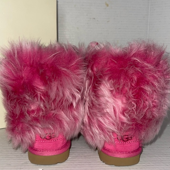 UGG Kids Pinkipuff Classic II Pink Azalea Fur Boots with Ears - Girls Size:7 - Picture 7 of 14